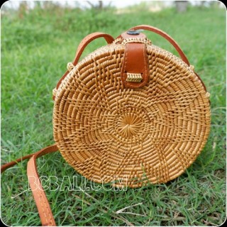 small circle star design handbag rattan grass hand woven handmade